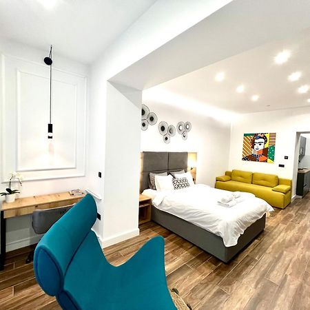 Moni Downtown Luxury Apartments เบลเกรด ภายนอก รูปภาพ