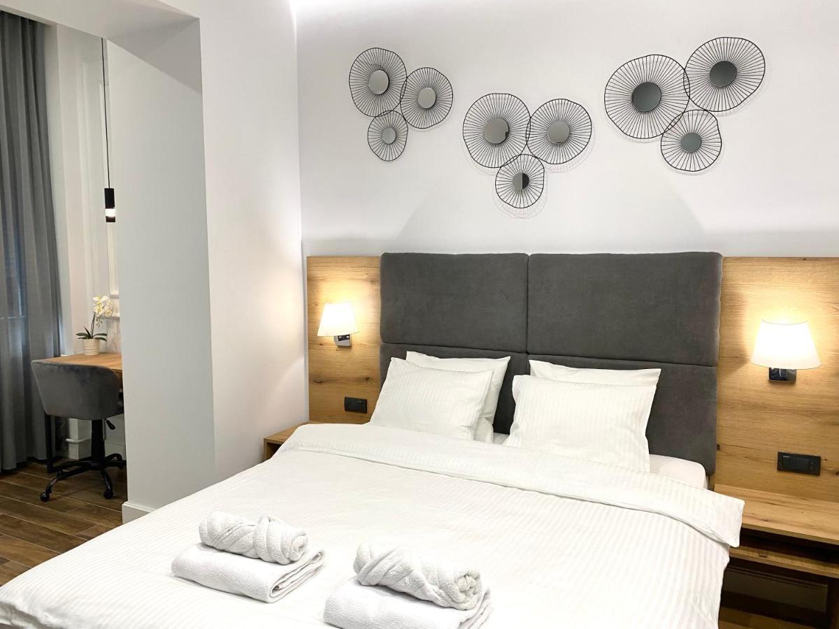 Moni Downtown Luxury Apartments เบลเกรด ภายนอก รูปภาพ
